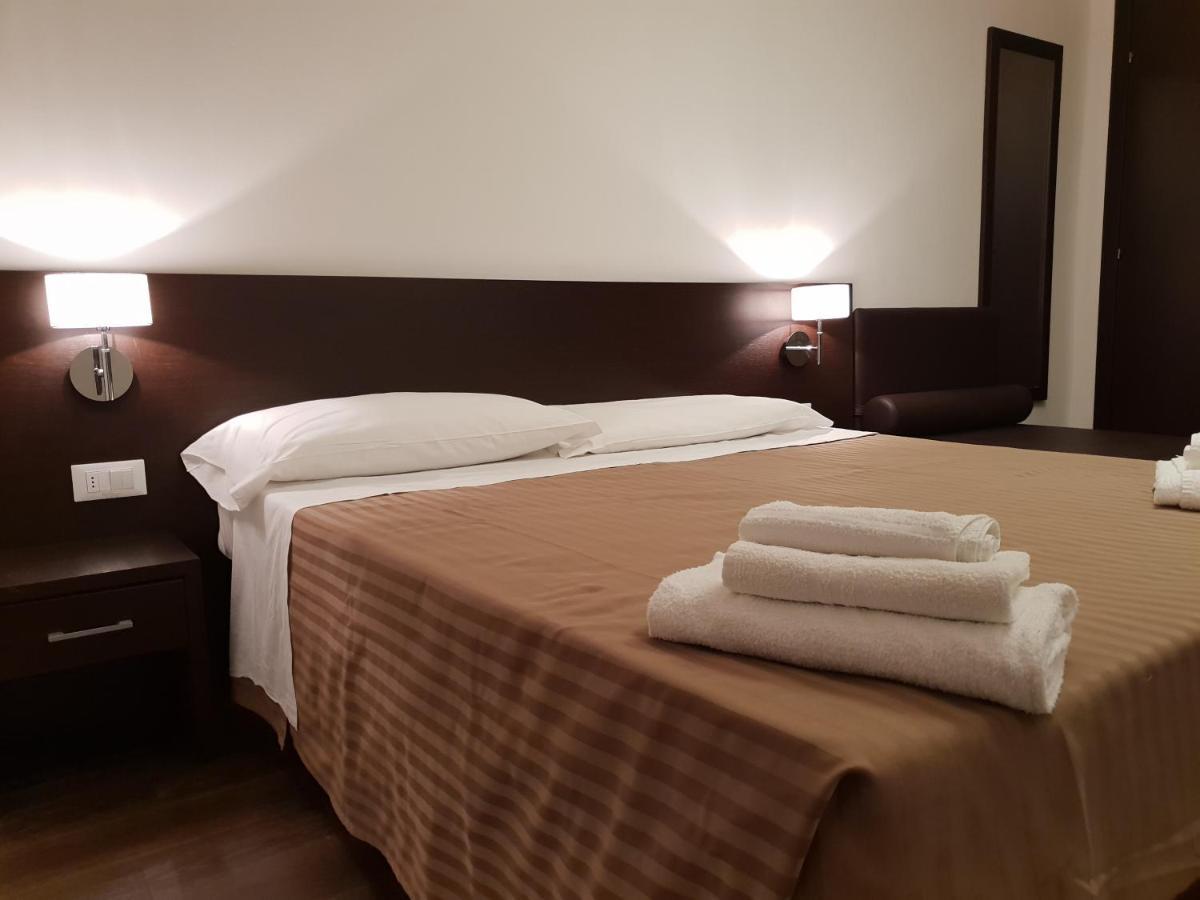 Hotel Diamante Cesenatico Luaran gambar