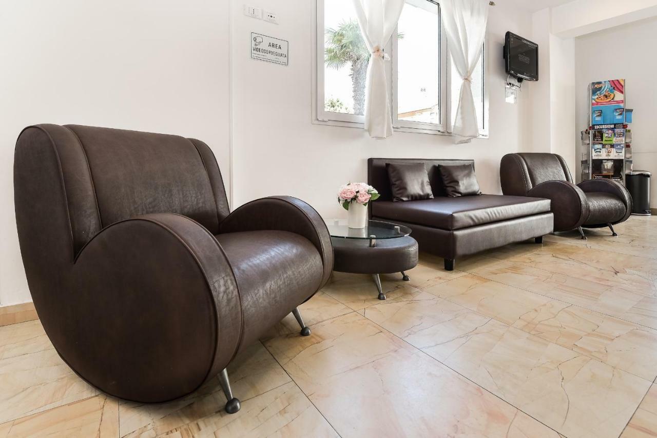 Hotel Diamante Cesenatico Luaran gambar