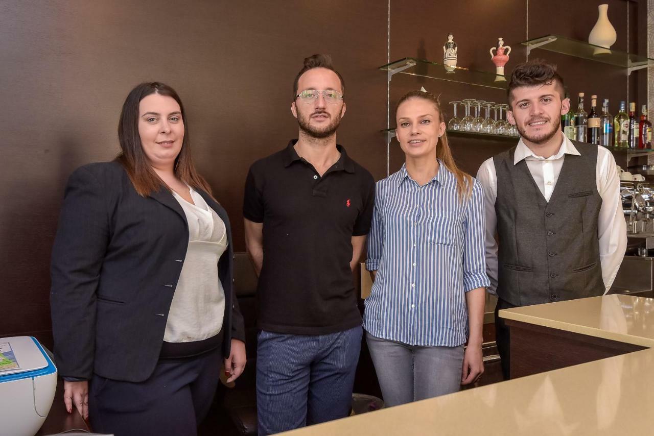 Hotel Diamante Cesenatico Luaran gambar