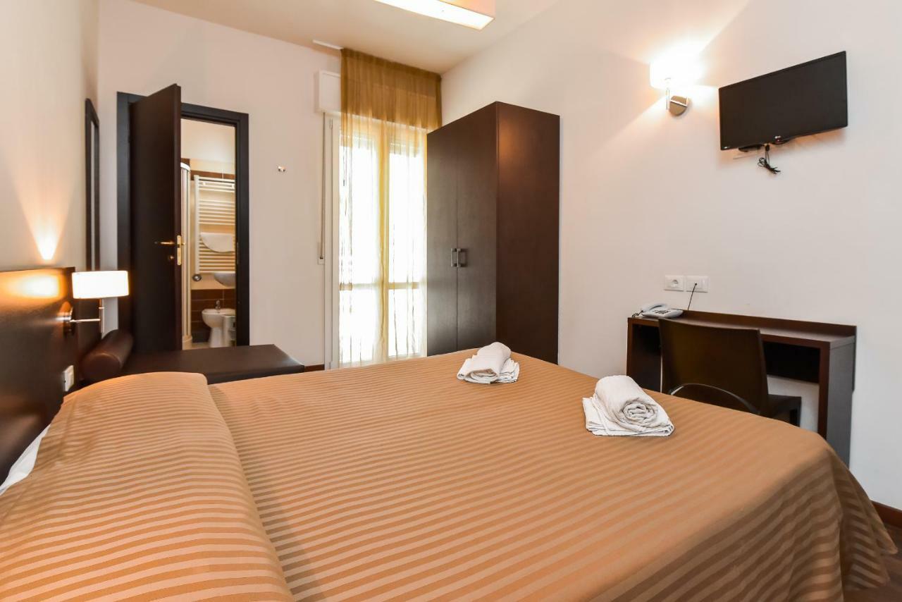 Hotel Diamante Cesenatico Luaran gambar